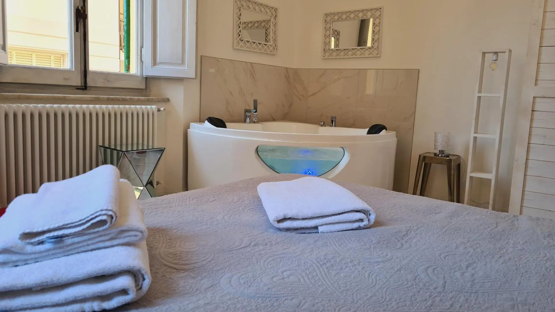 Allegra Viareggio Appartamento & Affittacamere Guest House